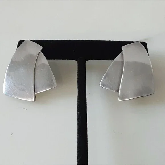 ANNE FORBES Modernist 925 Sterling Silver Triangle Double Panel Post Earrings